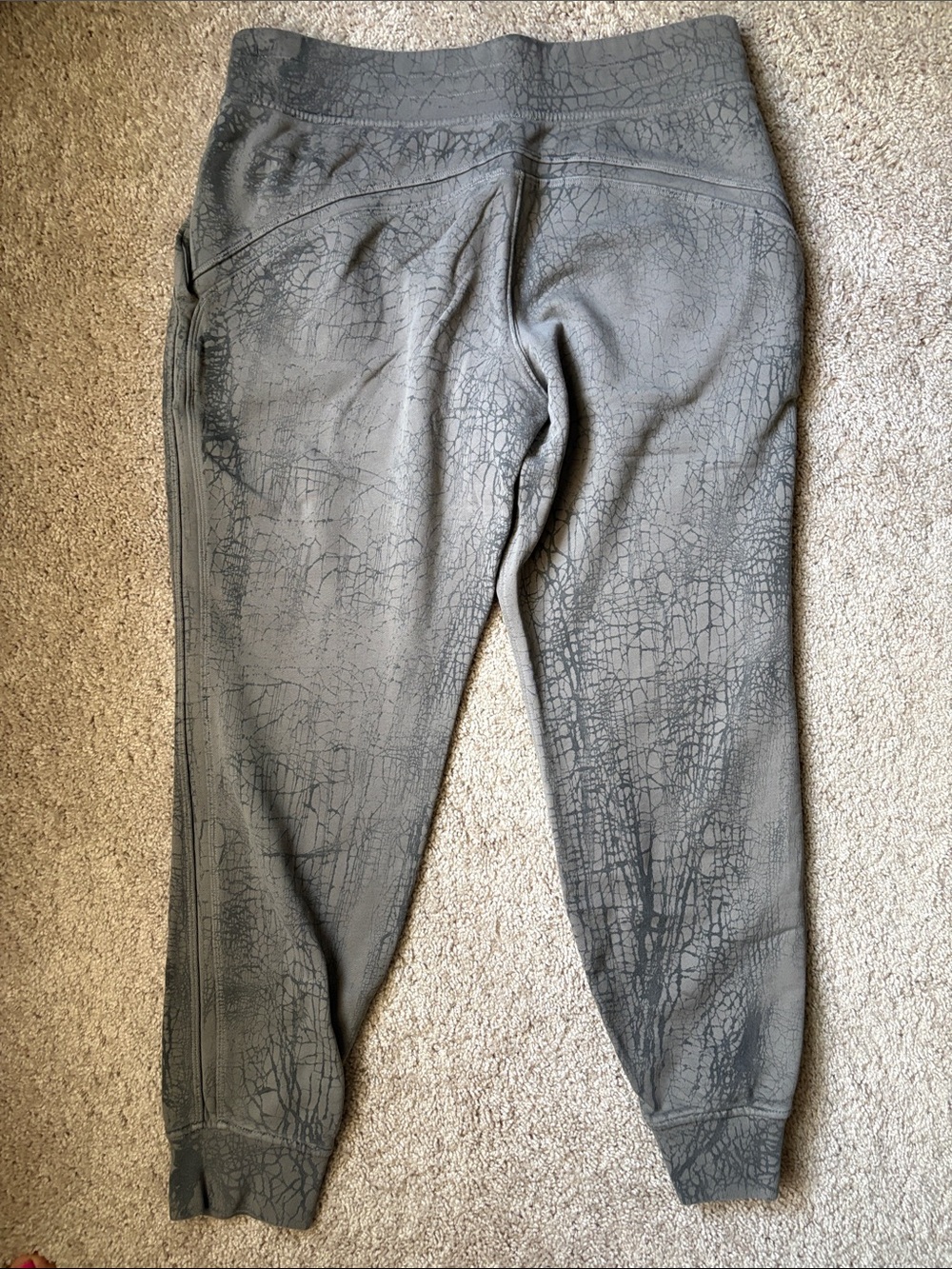 lululemon athletica Taupe Knit Joggers - Picture 5 of 9